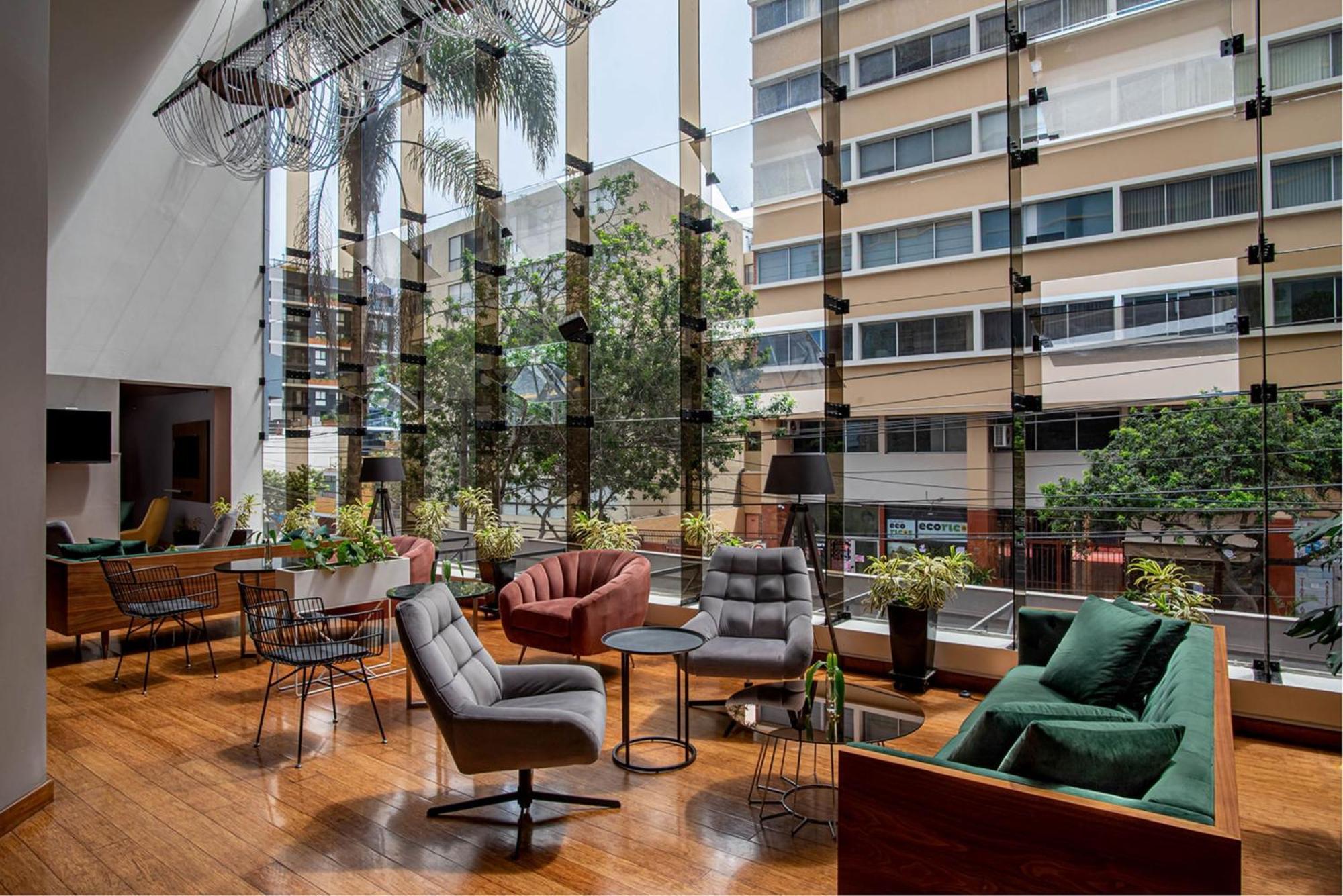 คราวน์ พลาซา ลิมา Hotel ภายนอก รูปภาพ The lobby of the hotel