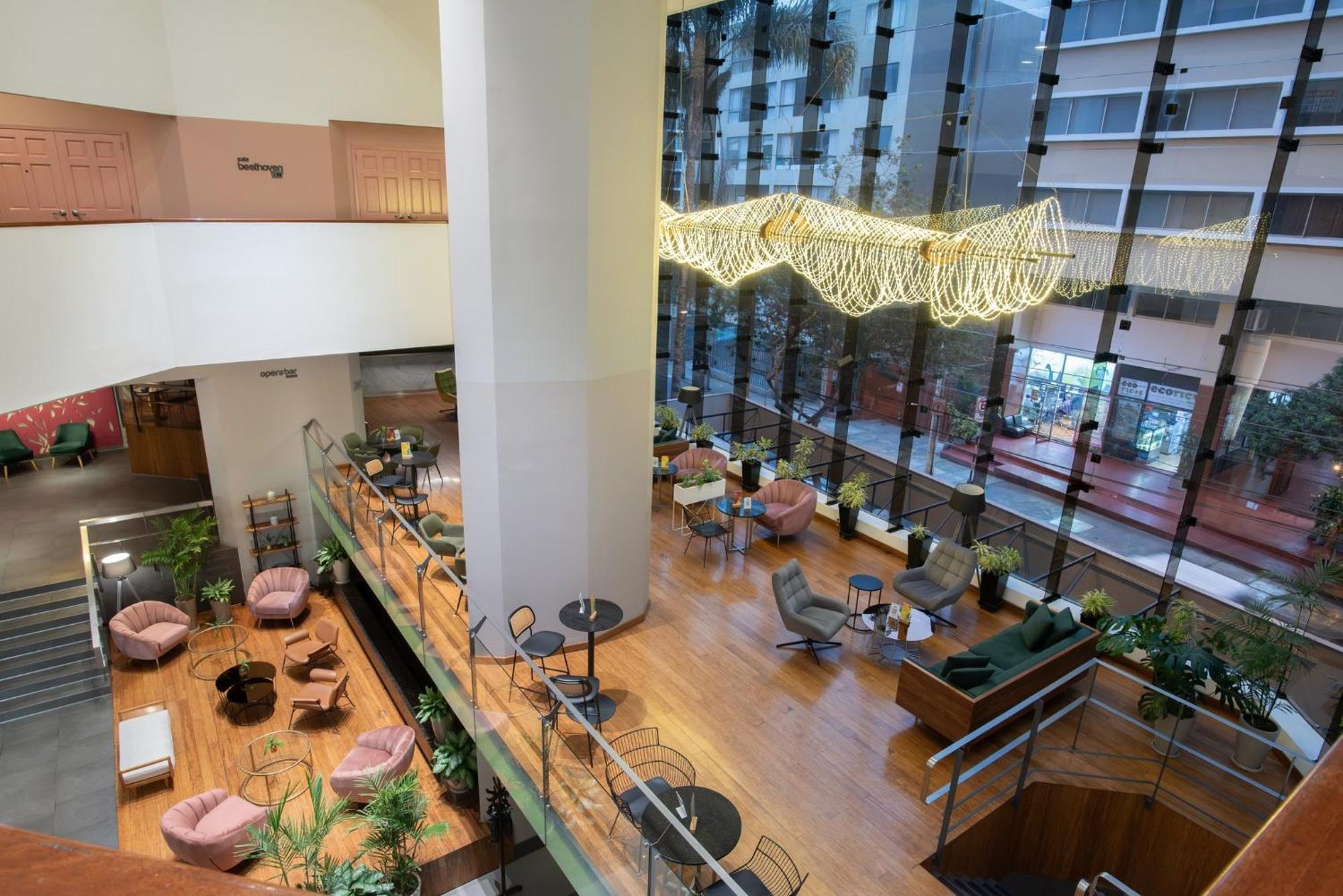 คราวน์ พลาซา ลิมา Hotel ภายนอก รูปภาพ The interior of the hotel